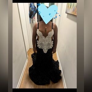 Elegant Black Evening Gown